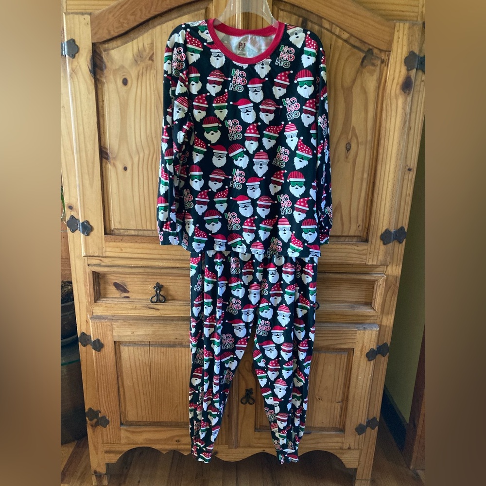 Women adult PJ Place black red Santa HOHOHO 2 piece pajamas size L
